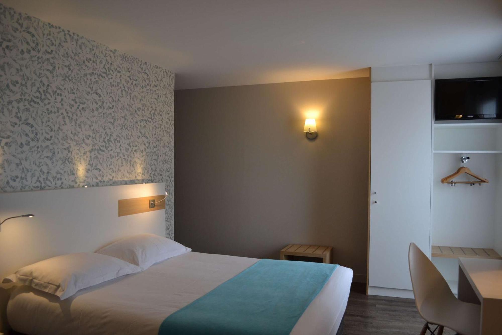 Brit Hotel Les Alizes 포르닉 외부 사진