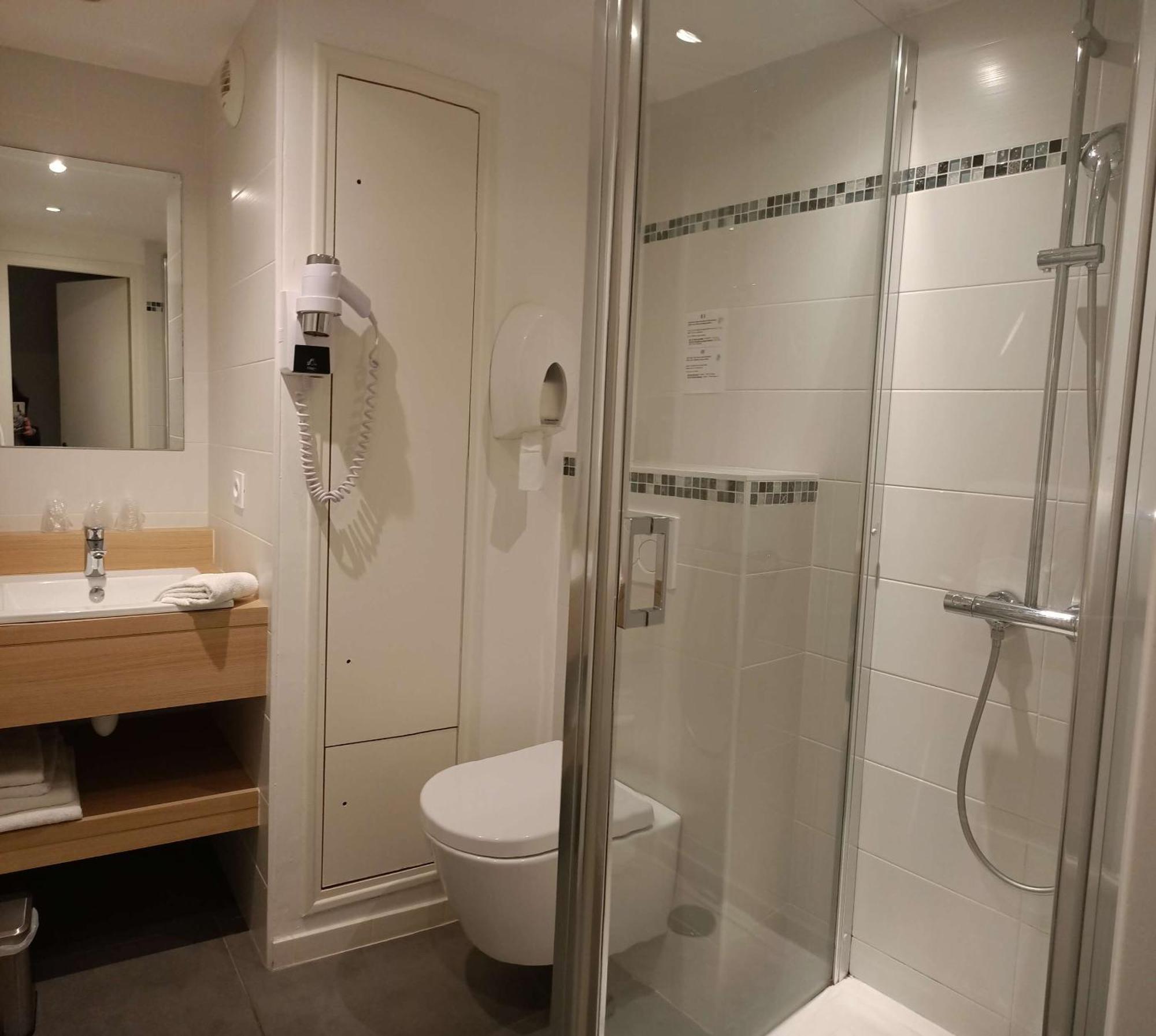 Brit Hotel Les Alizes 포르닉 외부 사진
