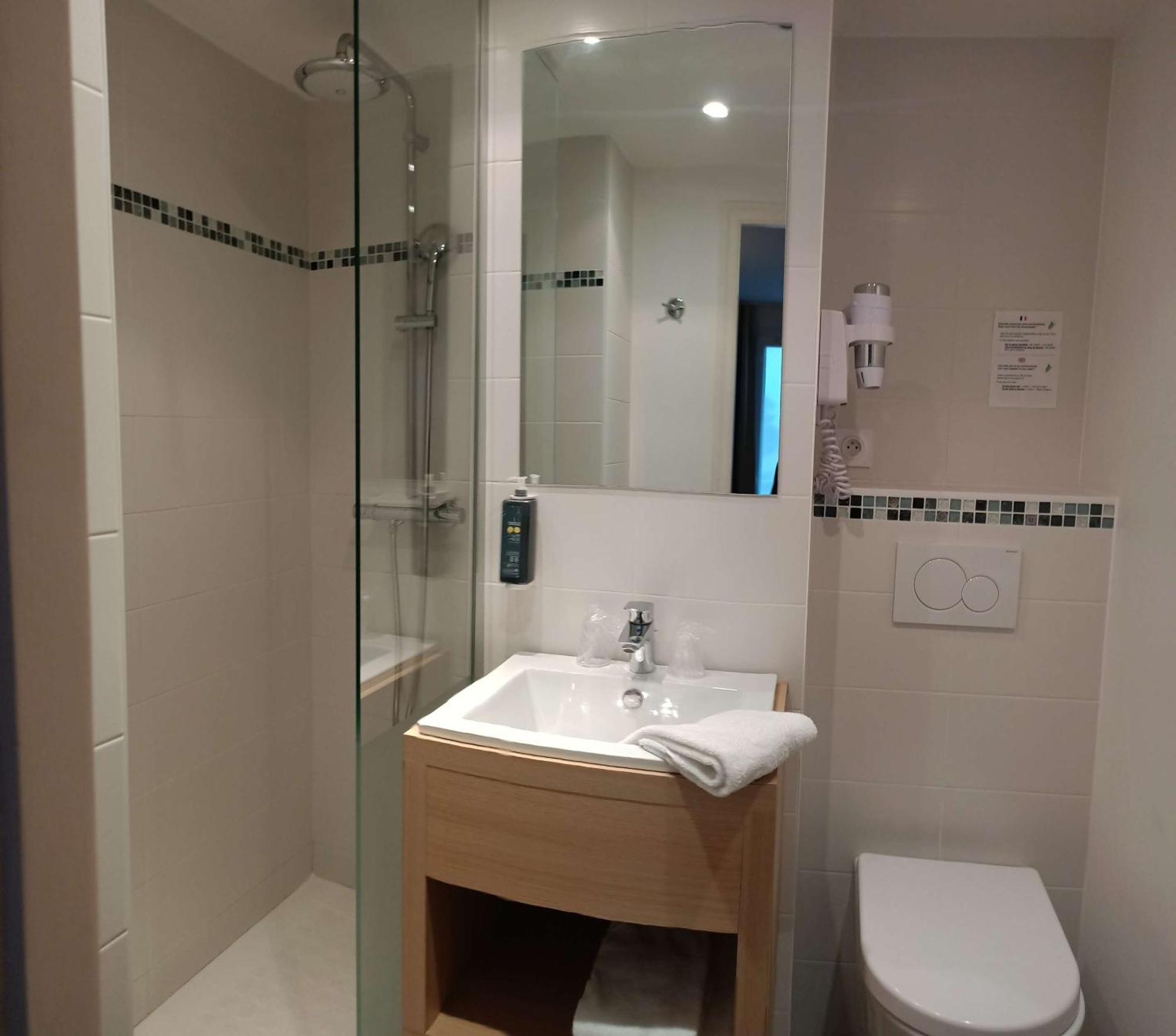 Brit Hotel Les Alizes 포르닉 외부 사진