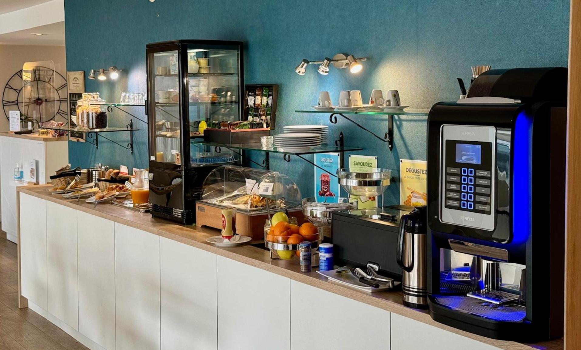 Brit Hotel Les Alizes 포르닉 외부 사진
